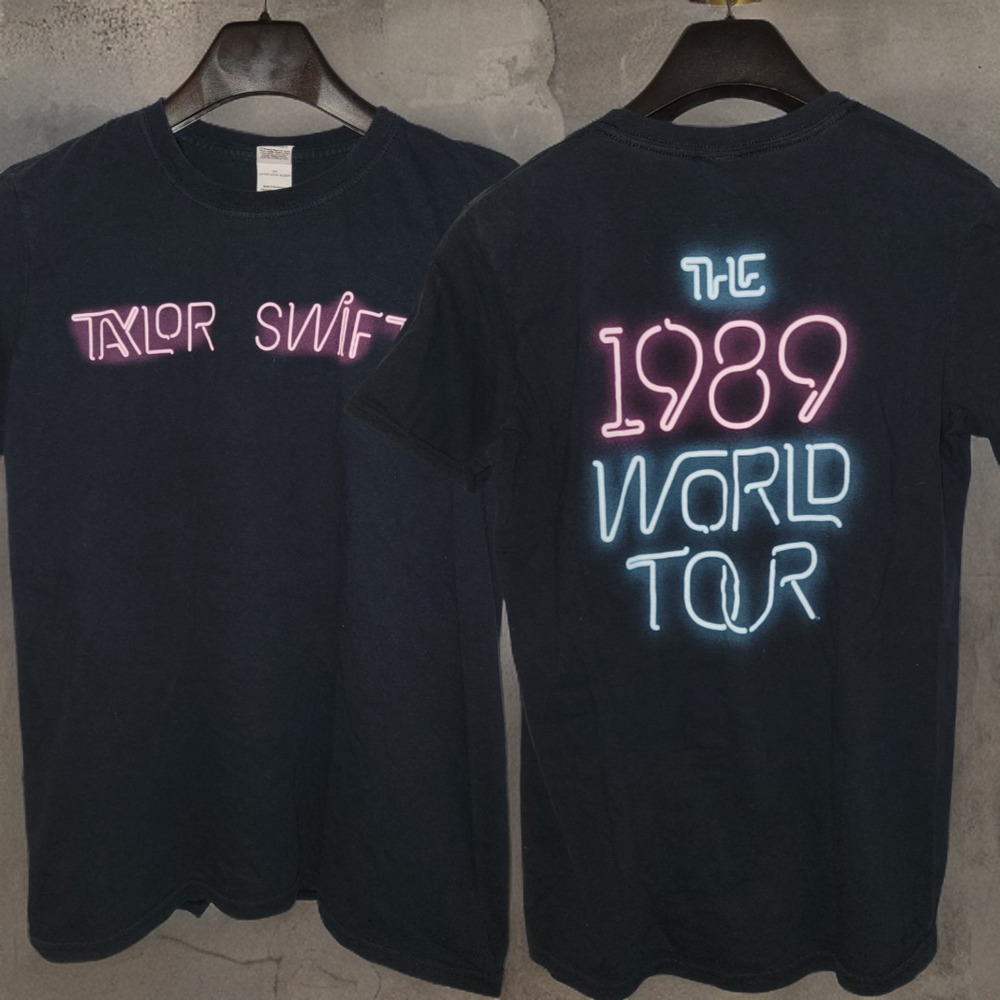 Taylor Swift 1989 Shirt Women's Medium World Tour Double Sided Swiftie
